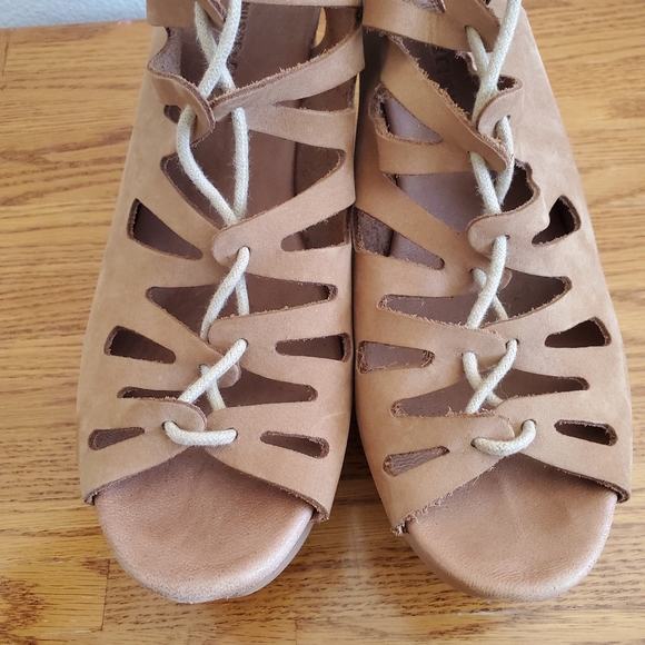 Musse & Cloud Camel Color Leather Bohemian Lace Up Platform Sandals Women's 10 - Picture 3 of 15